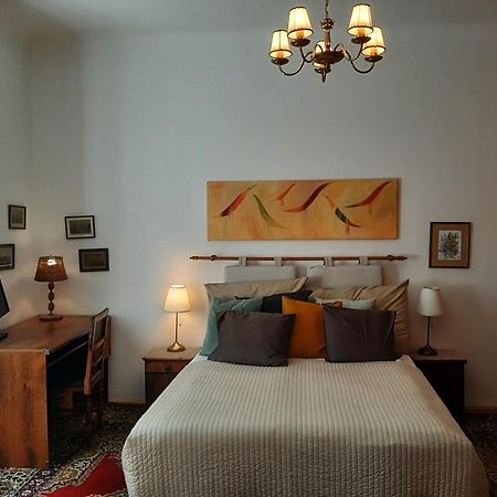 Boutique Apartment With Parking Boedapest Buitenkant foto