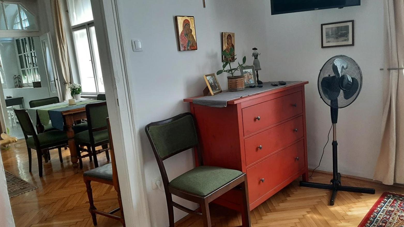 Boutique Apartment With Parking Boedapest Buitenkant foto